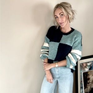 Promesa M/L block color sweater with puff sleeves